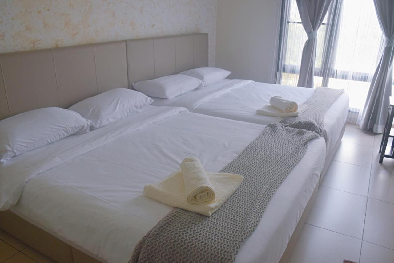 Long Vacation @ Midhill Genting Highlands Appartement Buitenkant foto